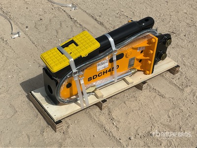 2025 SDCH 450 Hydraulic Breaker - Fits 2 - 4.5 ton excavators (Unused)