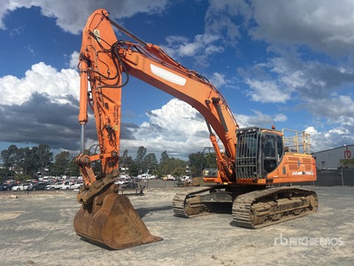 2015 Doosan DX380LC-3 Tracked Excavator