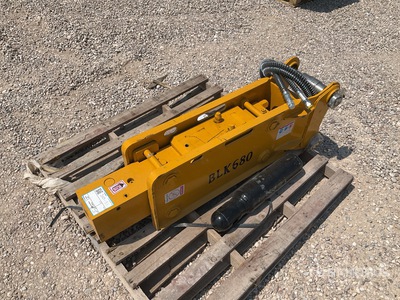2025 BLK 680 Baggerlader Abbruchhammer (Unused)