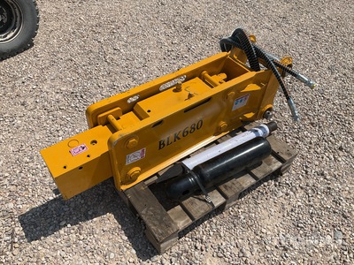 2025 BLK 680 Baggerlader Abbruchhammer (Unused)