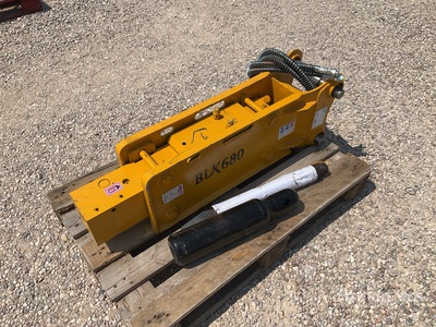 2025 BLK 680 Baggerlader Abbruchhammer (Unused)