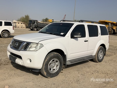 2014 Nissan Pathfinder 4WD SUV