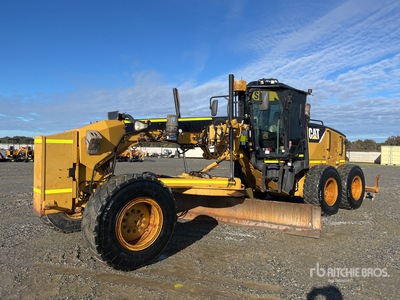 2013 Cat 140M Niveleuse motorisé