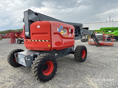 2014 Skyjack SJ63AJ 4WD Diesel Diesel Articulating Boom Lift (Inoperable)