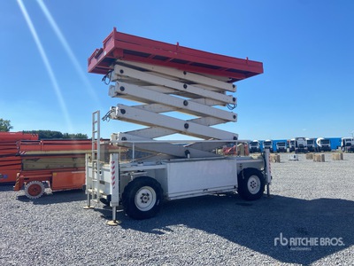 2009 Liftlux 210-25 4x4 Diesel Elevador de tijera