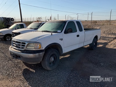 1999 Ford F-150 4x4 Extended Cab Pickup