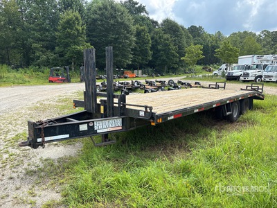 2002 Hank williams 25 ft T/A Equipment Trailer