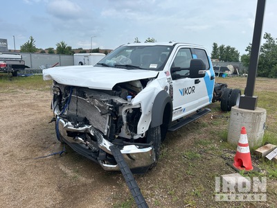 2022 Ford F-550 XLT 4x4 Crew Cab Cab and Chassis (Inoperable)