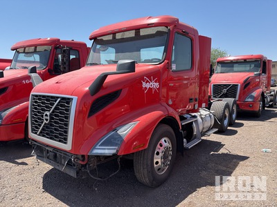 2021 Volvo VNR 6x2 Ciągnik siodłowy T/A z kabiną dzienną