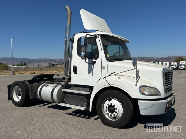 CAMIóN 2016 FREIGHTLINER