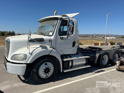 2015 Freightliner M2112 6x4 Tracteur Routier (Inoperable)