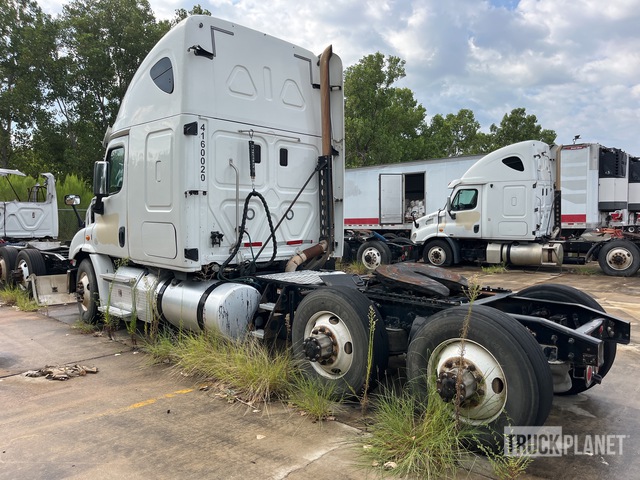 CAMIóN CAMAROTE 2016 FREIGHTLINER