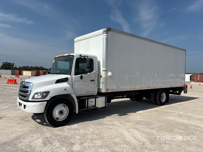 2020 Hino 268 4x2 Van Truck