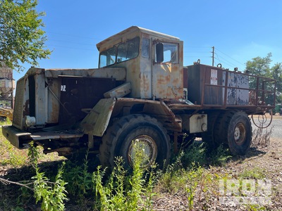 1970 Euclid R35-74TD Euclid R35-74D Fuel /Lube Truck with Sullair 185 Duo JD air compressor camión multiusos todoterreno