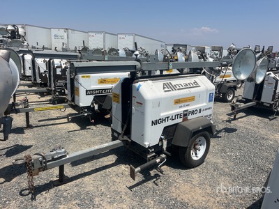 2014 Allmand NLPRO II 7.5 kW Tour d'éclairage