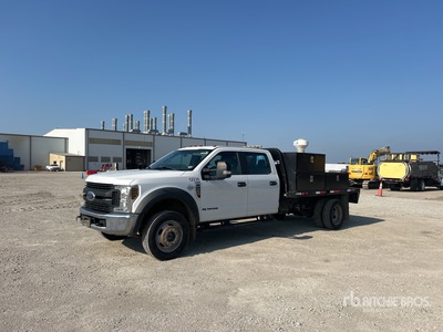 2019 Ford F-550 XL 4x4 Crew Cab Flatbed Truck