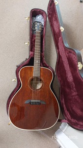 Alavarez Yairi FYM66HD Honduran Mahogany Folk/OM w/Case Music