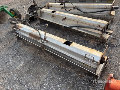 Quantity of (4) Smith Salt Spreader