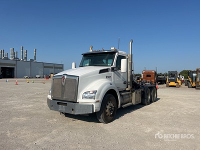 2019 Kenworth T880 6x4 T/A Day Cab Truck Tractor