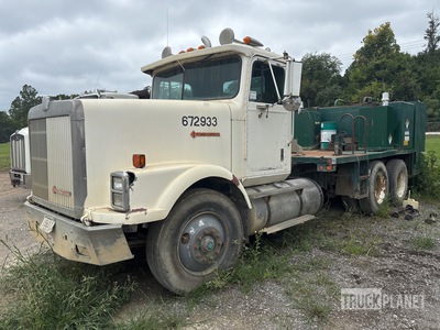 1988 International 9300 6x4 Fuel and Lube Truck