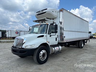 2019 International 4300 4x2 Refrigerated Truck
