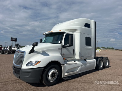 2020 International LT625 6x4 T/A Slaapcabine Trekker
