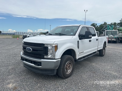 2019 Ford F-250 XL 4x4 Crew Cab Pickup
