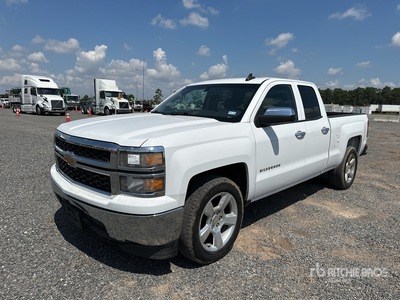 2015 Chevrolet Silverado 1500 4x2 Extended Cab Pickup