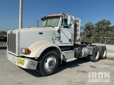 2013 Peterbilt 367 6x4 Heavy Haul T/A Day Cab Truck Tractor