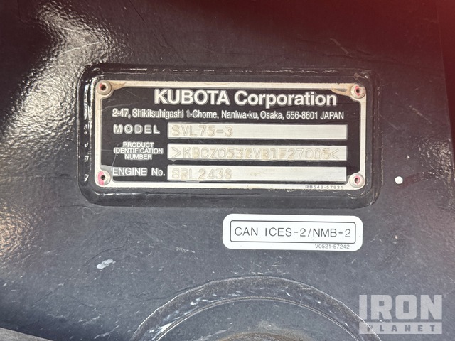 MINI CARGADOR SOBRE ORUGAS KUBOTA SVL753