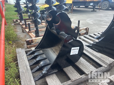 Kubota K7254 24 in Excavator Bucket (Unused)