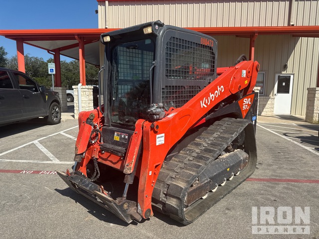 MINI CARGADOR SOBRE ORUGAS KUBOTA SVL972