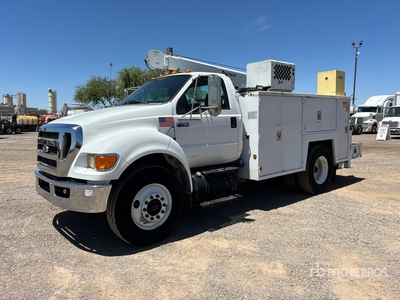 2015 Ford F-750 XLT 4x2 Service Truck