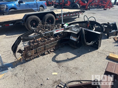 Kubota TR48 Trancheuse pour chargeuse à différentiel