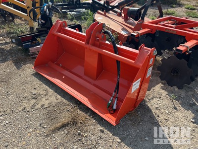 Land Pride CB0654 54 in Multi-Purpose Benna per trattore agricolo