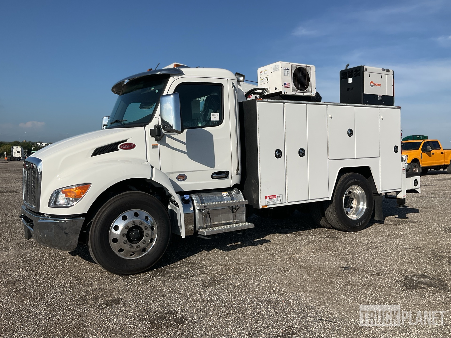 2026 Peterbilt 536 4x2 Service Truck
