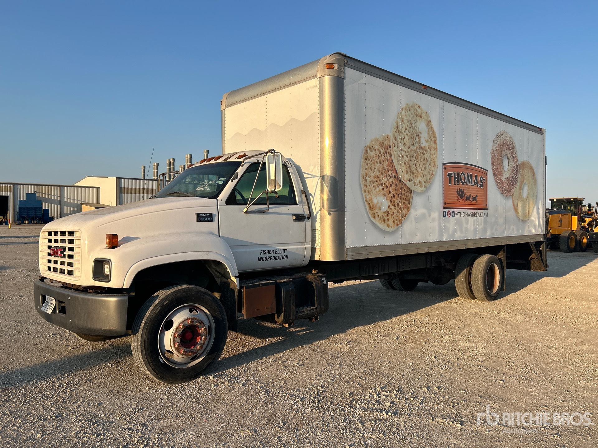 2002 GMC 6500 4x2 Camion fourgon