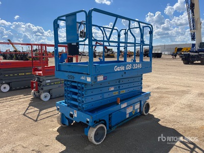 2000 Genie GS3246 Electric Scissor Lift