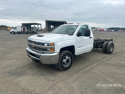 2018 Chevrolet Silverado 3500HD 4x2 Cab and Chassis