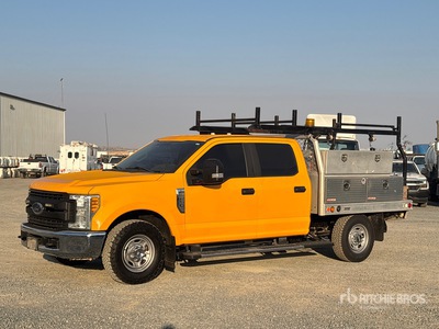 2017 Ford F-250 XL 4x2 Crew Cab Pickup
