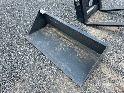 41 in Mini Skid Steer Bucket