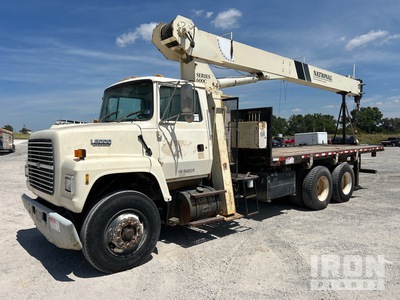 National 600C 34000 lb Straight Boom on 1994 Ford LNT8000 6x4 Kranwägen