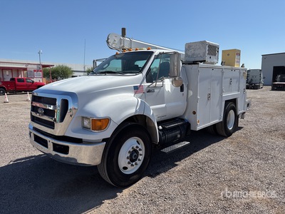 2015 Ford F-750 4x2 Service Truck