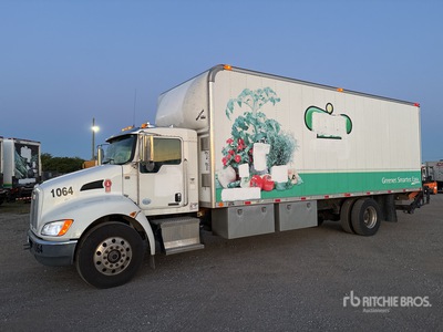 2013 Kenworth T270 4x2 Van Truck