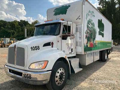 2013 Kenworth T370 4x2 Van Truck
