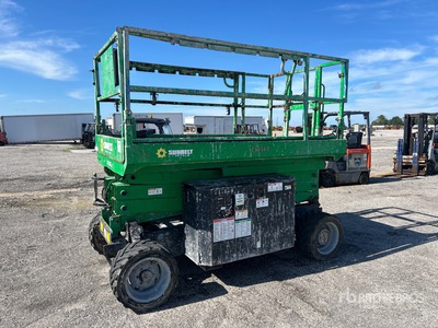 2015 Genie GS2669RT Gasoline Elevador de tijera