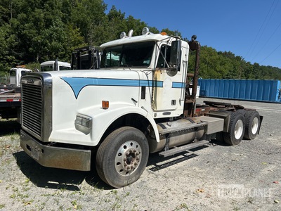 2009 Freightliner FLD 120SD 6x4 T/A Day Cab Truck Tractor (Inoperable)