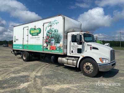 2013 Kenworth T270 4x2 Van Truck