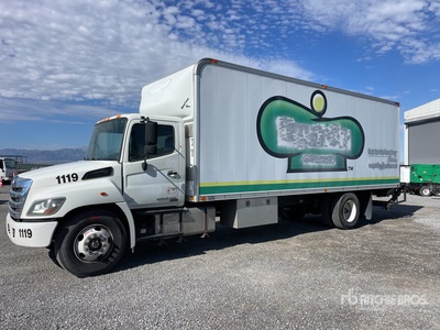 2014 Hino 268 4x2 Van Truck