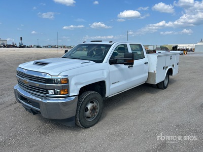 2018 Chevrolet 3500 HD 4x2 Crew Cab Utility Truck